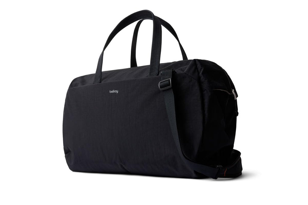 Bellroy Lite Duffel 30L, Lightweight Weekend Duffel Bag - Black