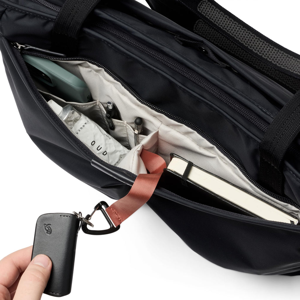 Bellroy Tokyo Wonder Tote (15L laptop tote bag, fits 16" laptop) - Navy