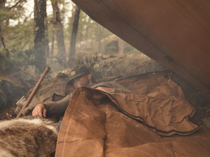 Helko Werk Waxed Canvas Cowboy Bedroll – Field Tan
