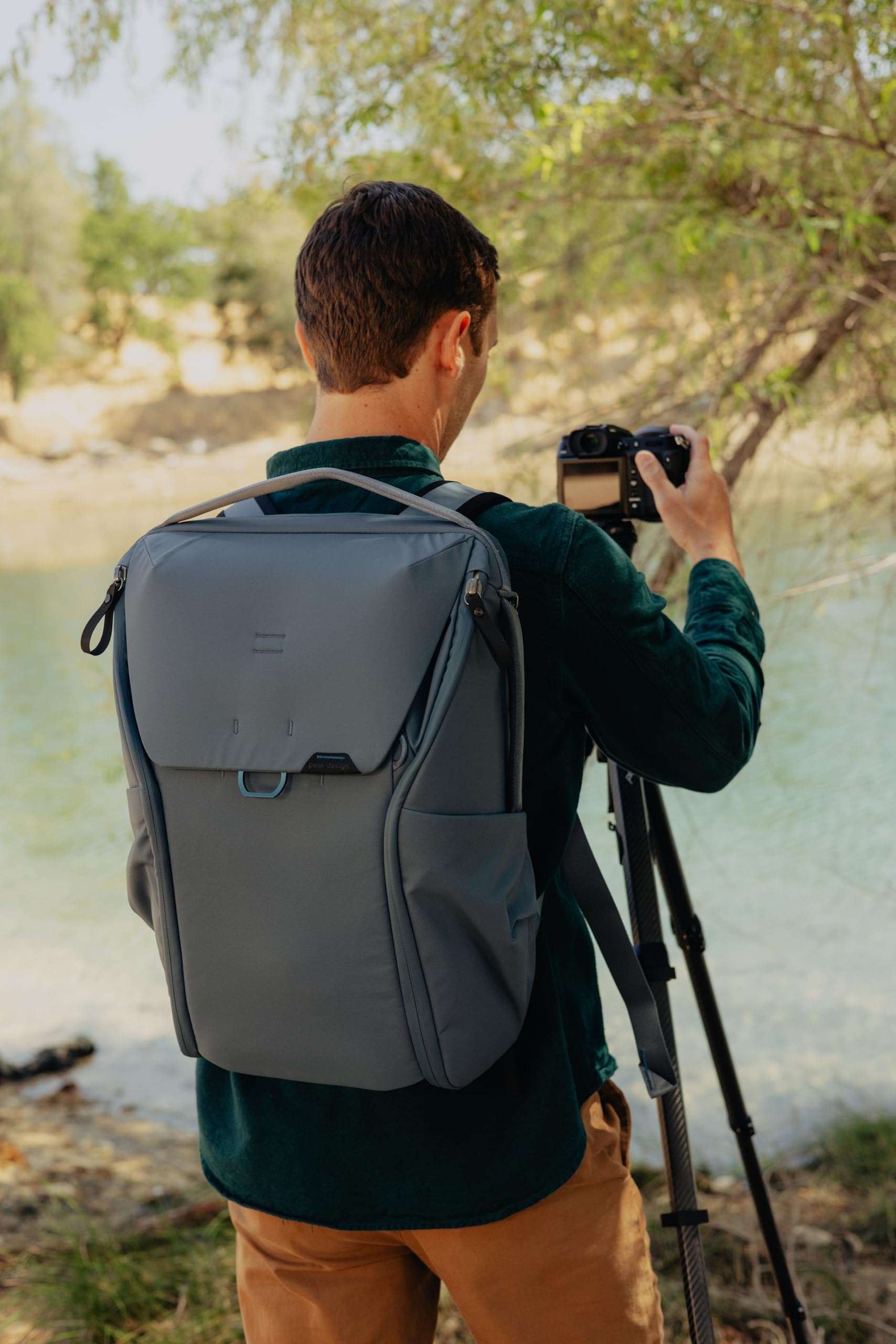 Peak Design Everyday Backpack 30L, Ocean, MagLatch Top, Dual Side Access, FlexFold Dividers, Fits 15" or 16" Laptop, For Camera Carry, Daily Commutes or Travel, Versatile Backpack for Men and Women